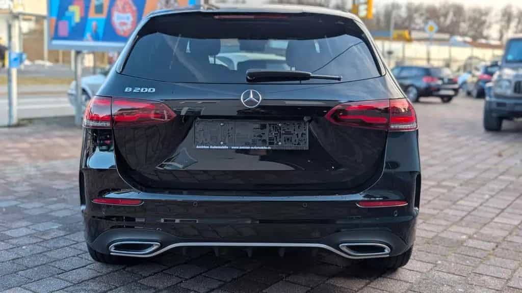 Mercedes-Benz B 200 AMG Line,Automatik,Leder,Ambiente,RFK,LED 06/2020-photo-3