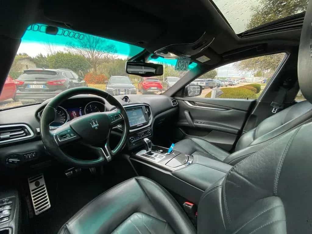 Maserati Ghibli V6 Diesel 275 CV 05/2015-photo-10