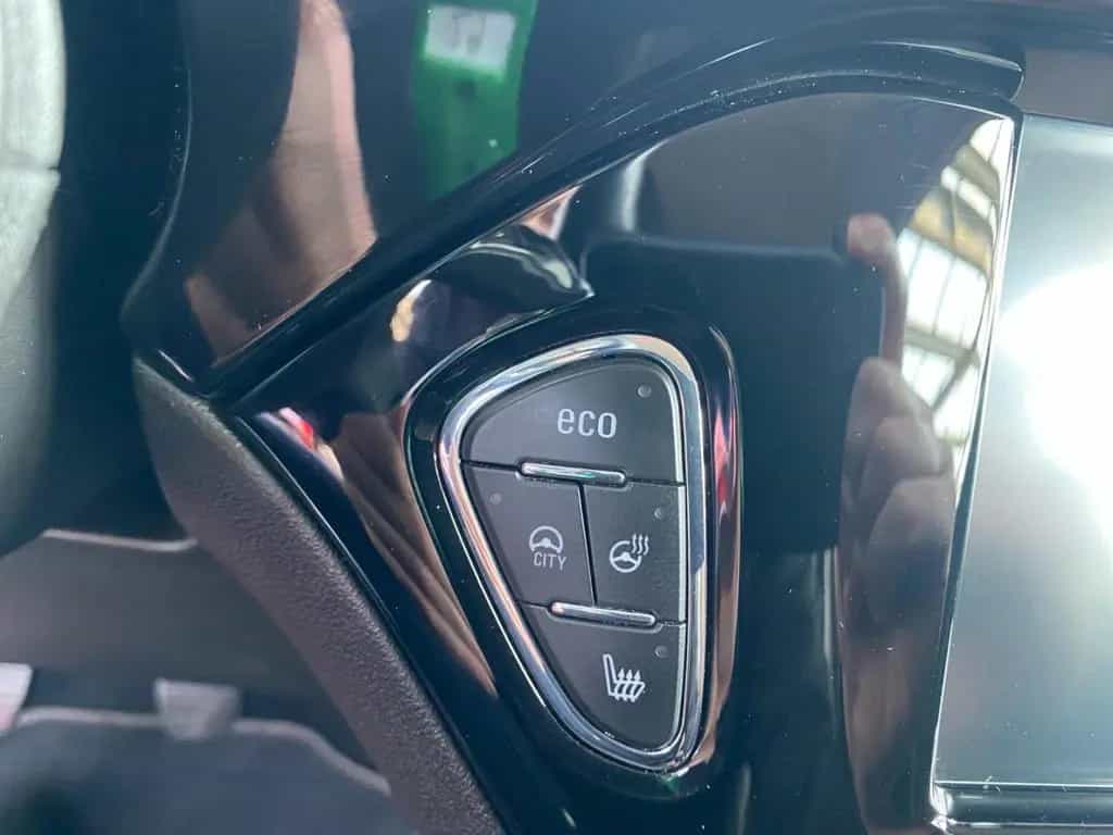 Opel Adam 1.4 120 Jahre *CarPlay*SHZ*PDC*DAB*Teillede 06/2019-photo-13
