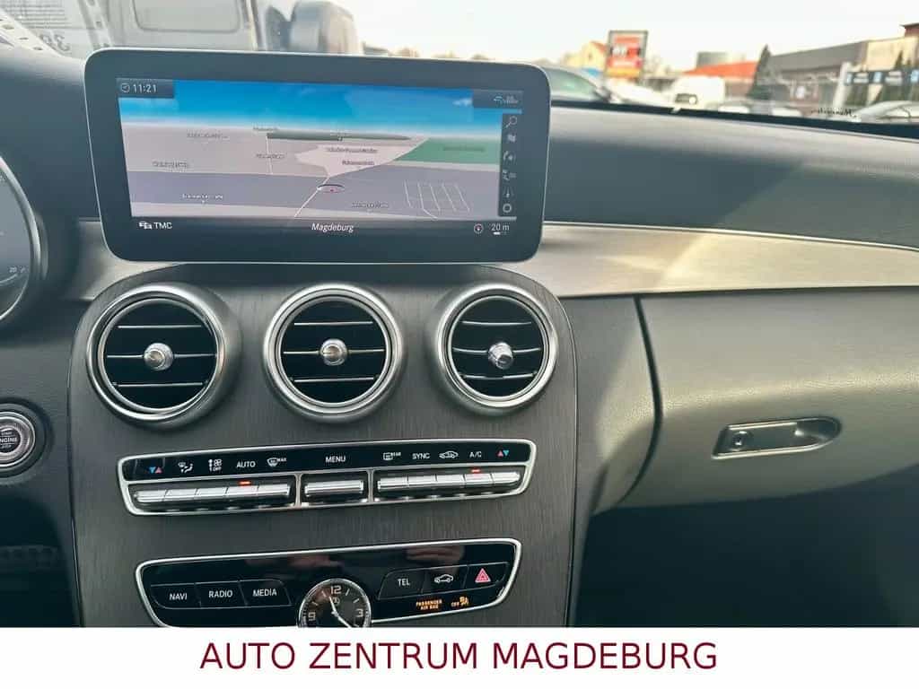 Mercedes-Benz C-Class 400 4Matic *AMG*NAVI*BURMESTER*PANO 12/2019-photo-16