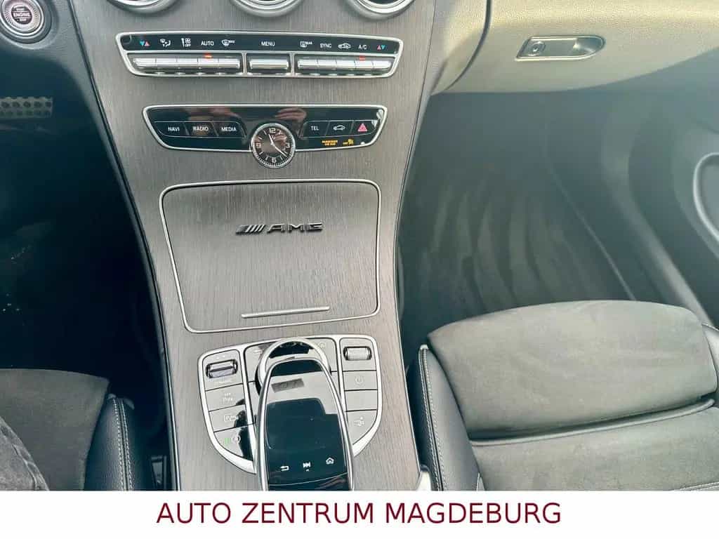 Mercedes-Benz C-Class 400 4Matic *AMG*NAVI*BURMESTER*PANO 12/2019-photo-17
