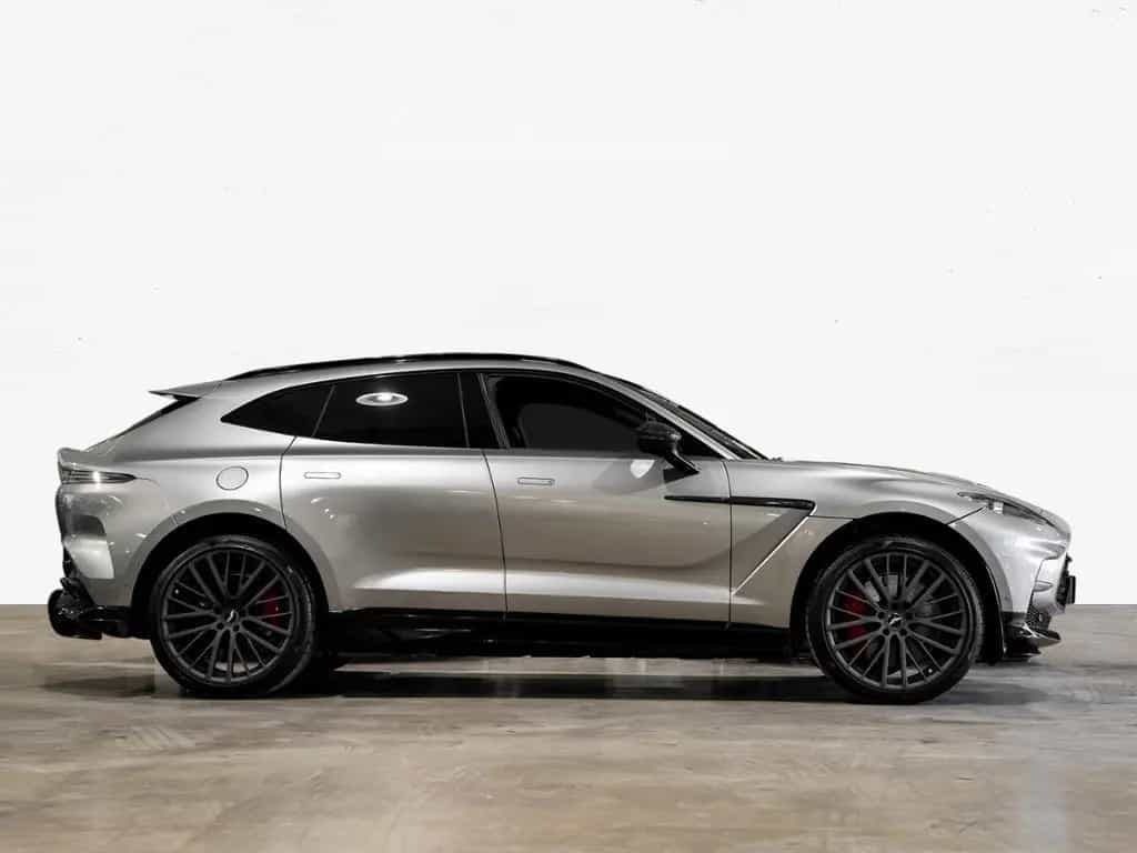 Aston Martin DBX 707 Aston Martin Hamburg 08/2024-photo-16