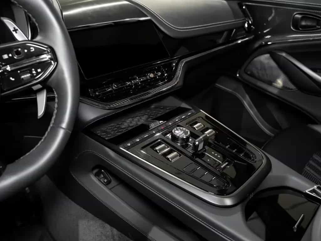 Aston Martin DBX 707 Aston Martin Hamburg 08/2024-photo-8