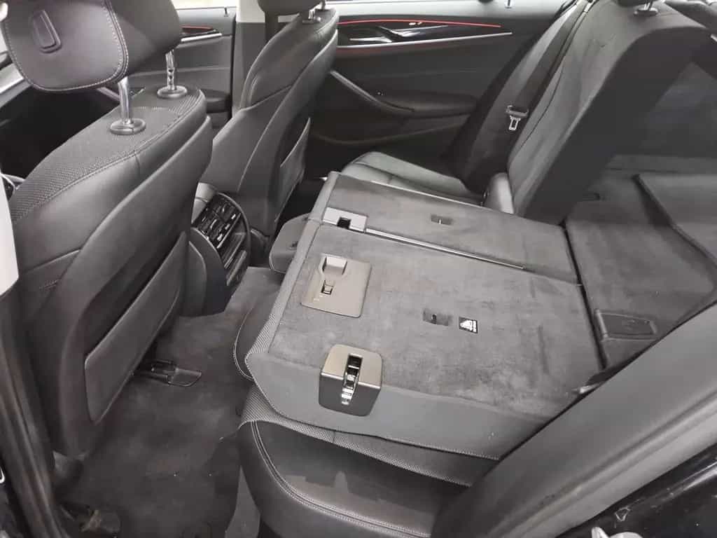 BMW 520 dA Touring Sport-Line Navi LED Kamera Ahk 08/2019-photo-11