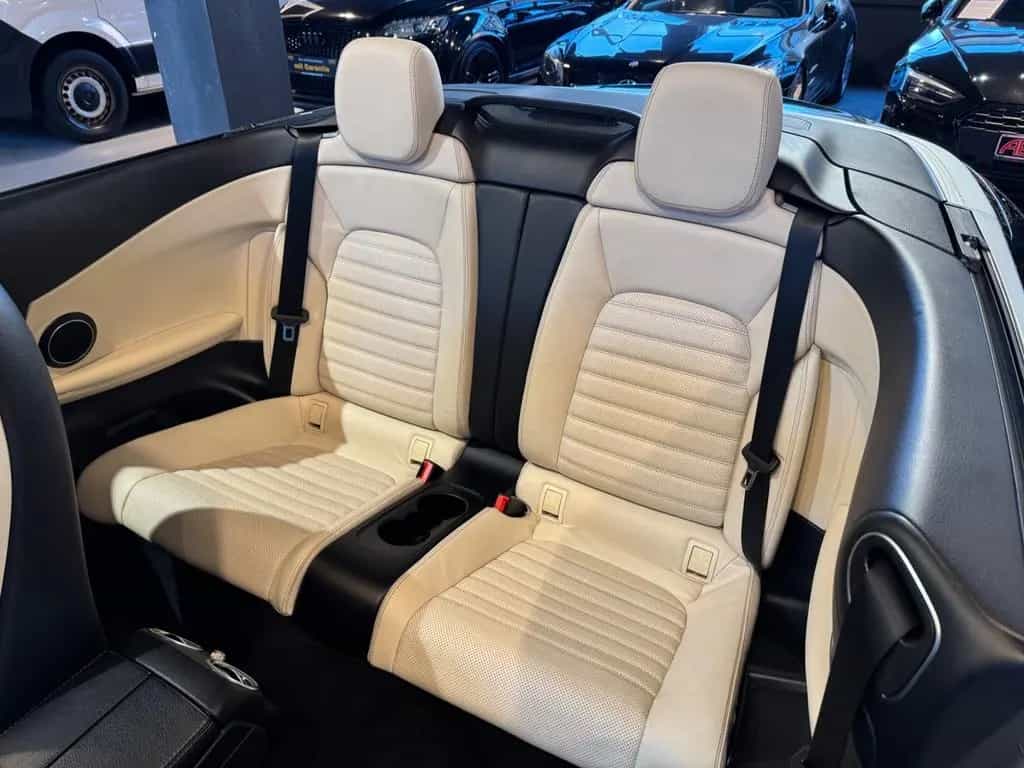 Mercedes-Benz C-Class 300 Cabrio AMG KAMERA NAVI LED LEDER PDC Garan 10/2016-photo-24