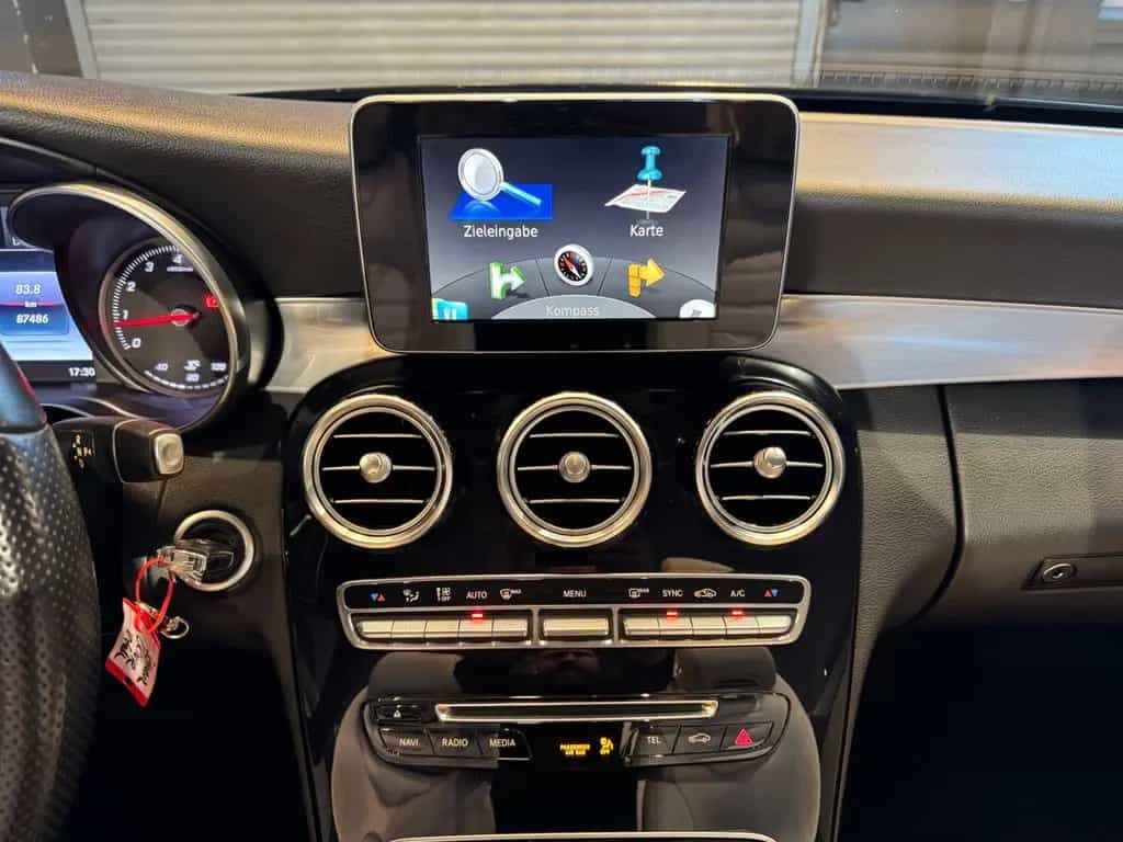 Mercedes-Benz C-Class 300 Cabrio AMG KAMERA NAVI LED LEDER PDC Garan 10/2016-photo-29