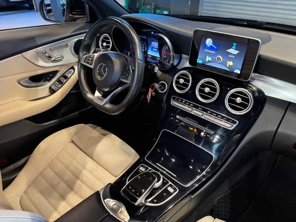 Mercedes-Benz C-Class 300 Cabrio AMG KAMERA NAVI LED LEDER PDC Garan 10/2016-photo-32