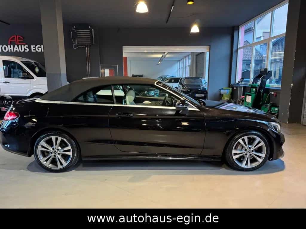 Mercedes-Benz C-Class 300 Cabrio AMG KAMERA NAVI LED LEDER PDC Garan 10/2016-photo-40