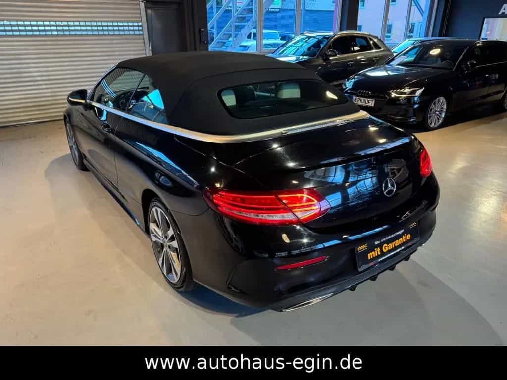 Mercedes-Benz C-Class 300 Cabrio AMG KAMERA NAVI LED LEDER PDC Garan 10/2016-photo-42