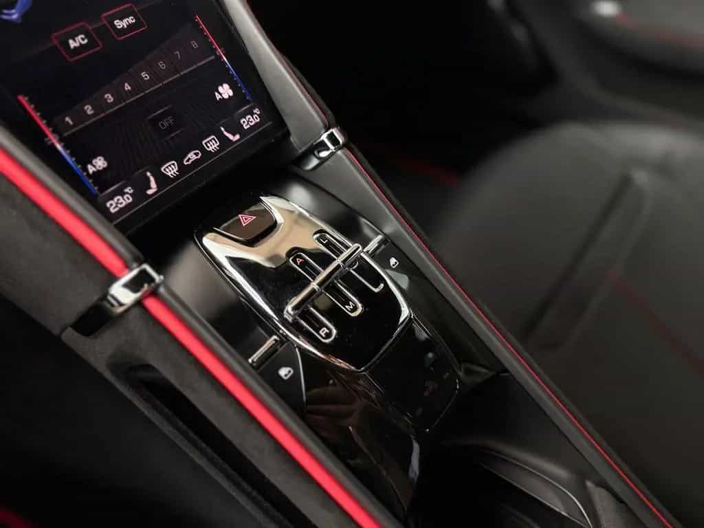 Ferrari Roma Acc Magnetic-Ride 360° Vollfolierung mit XP 03/2024-photo-19