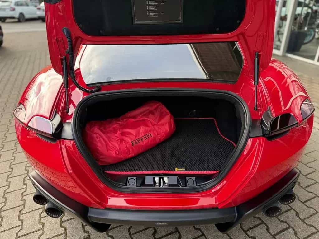 Ferrari Roma Acc Magnetic-Ride 360° Vollfolierung mit XP 03/2024-photo-25