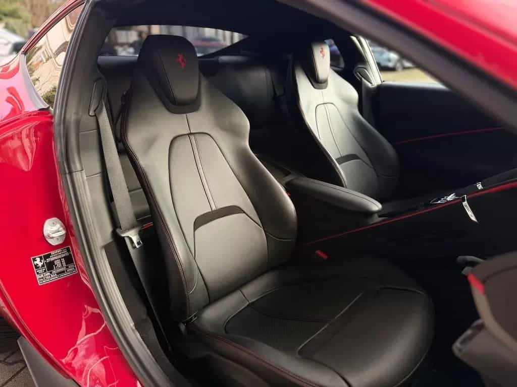 Ferrari Roma Acc Magnetic-Ride 360° Vollfolierung mit XP 03/2024-photo-29