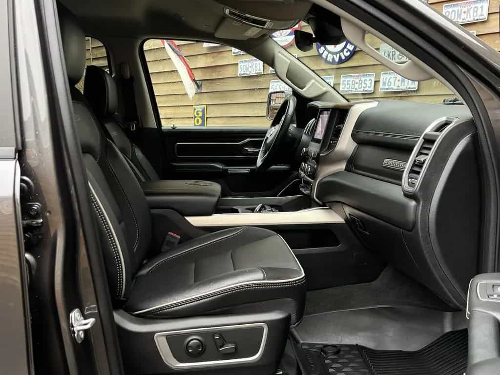 Dodge RAM 1500 Laramie 5.7L AHK Memory 4x4 Alpine 08/2022-photo-28