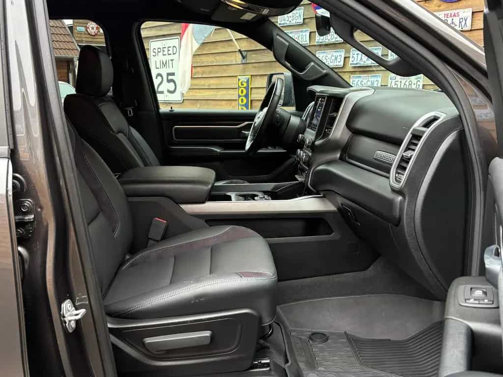 Dodge RAM 1500 5,7L Gen5 Hardtop QuadCab Leder 11/2020-photo-25