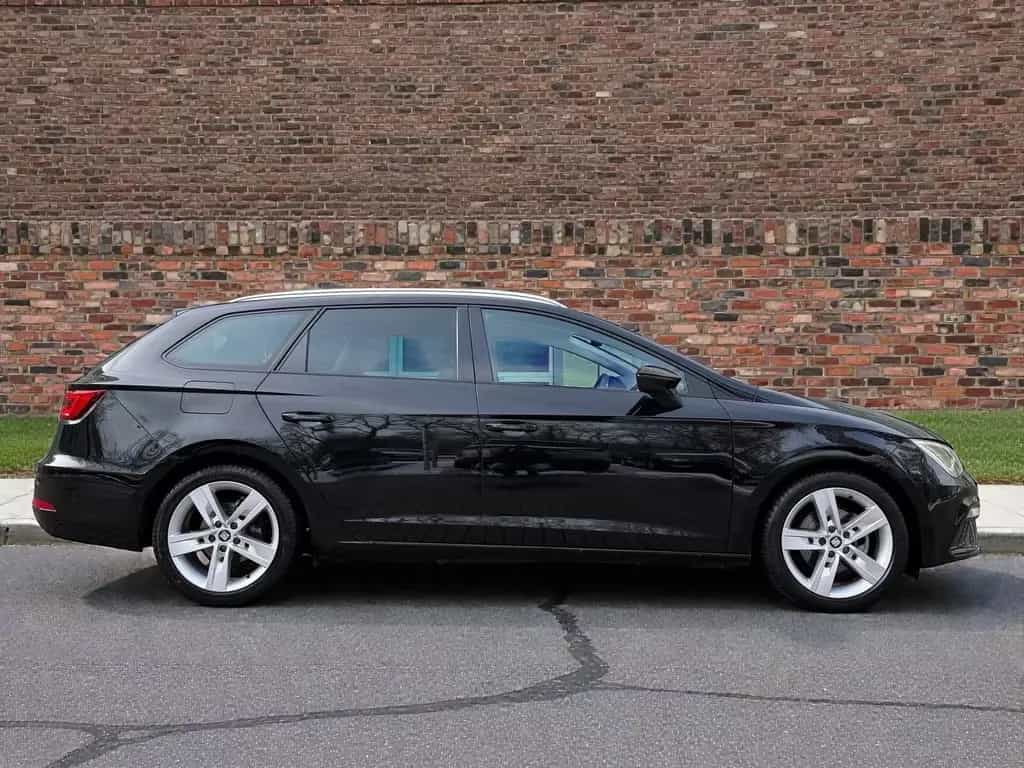 Seat Leon ST FR Automatik *beats*Navi* 07/2020-photo-12