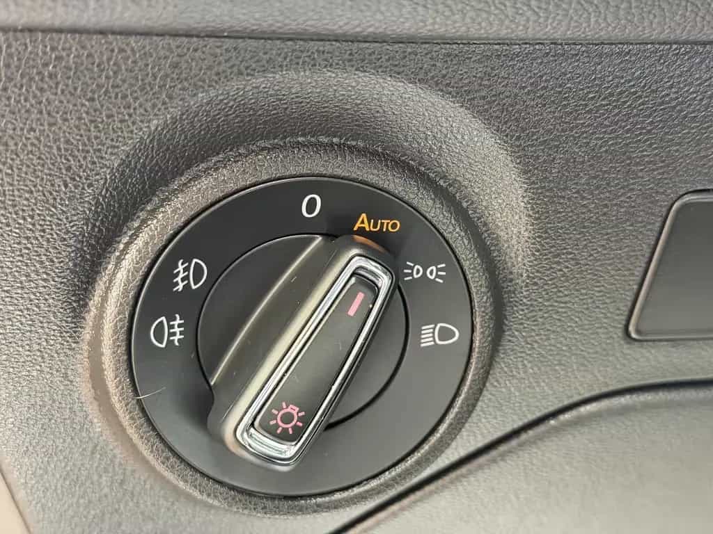 Seat Leon ST FR Automatik *beats*Navi* 07/2020-photo-15