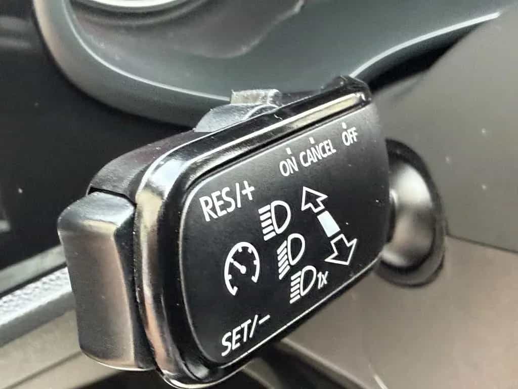 Seat Leon ST FR Automatik *beats*Navi* 07/2020-photo-16