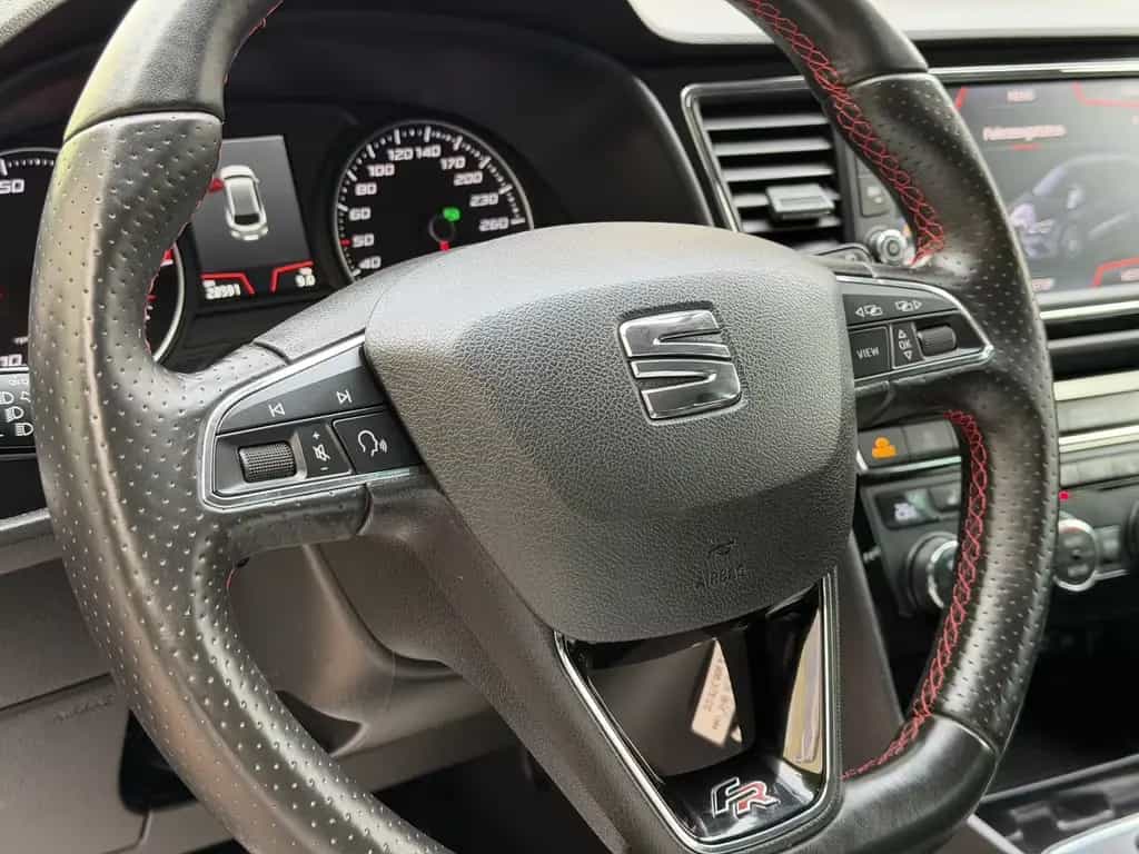 Seat Leon ST FR Automatik *beats*Navi* 07/2020-photo-17