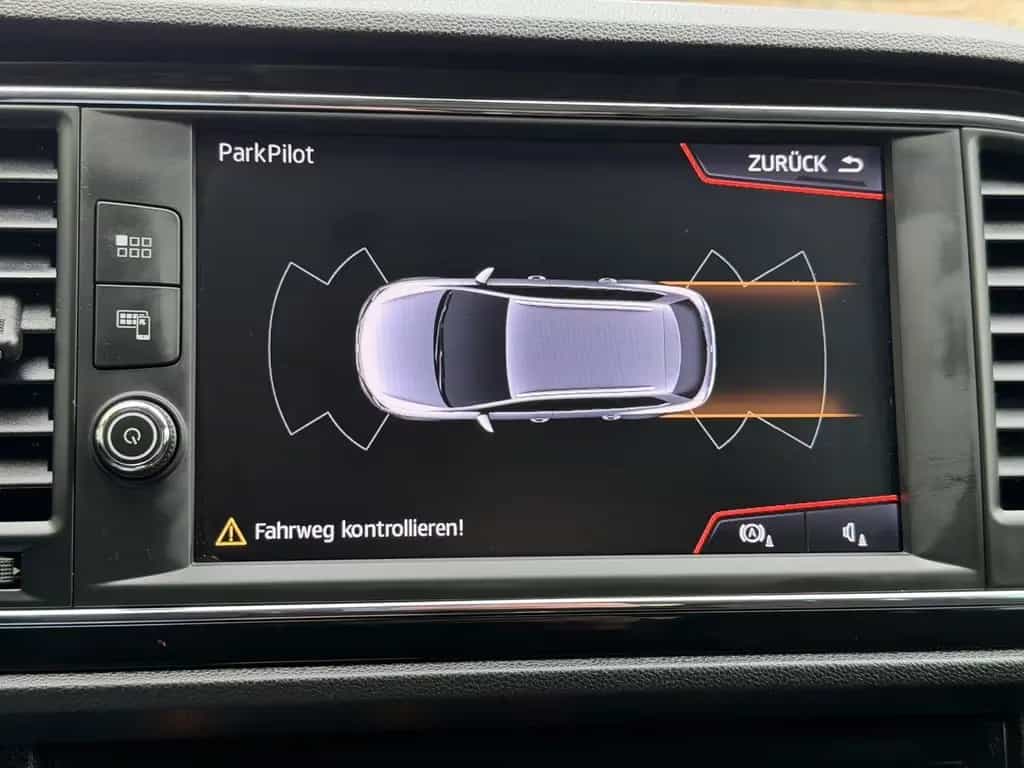 Seat Leon ST FR Automatik *beats*Navi* 07/2020-photo-22