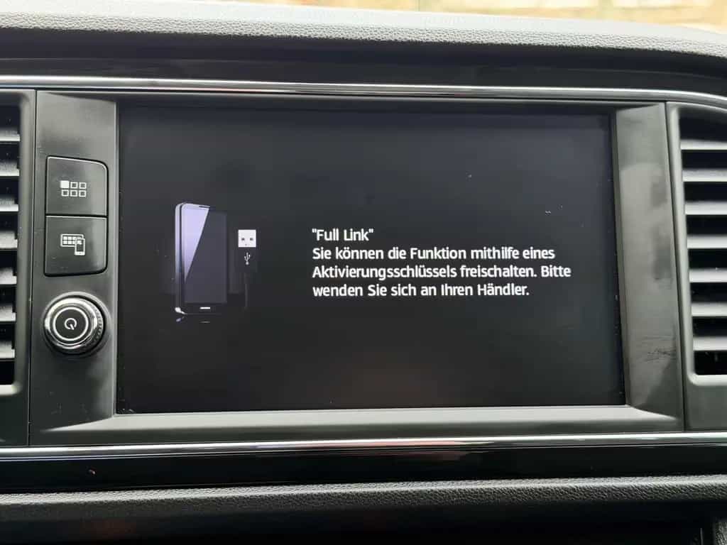 Seat Leon ST FR Automatik *beats*Navi* 07/2020-photo-24