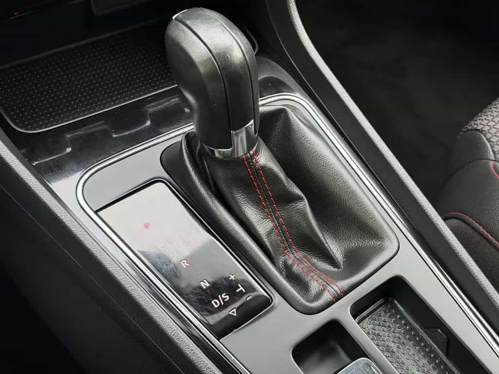 Seat Leon ST FR Automatik *beats*Navi* 07/2020-photo-26
