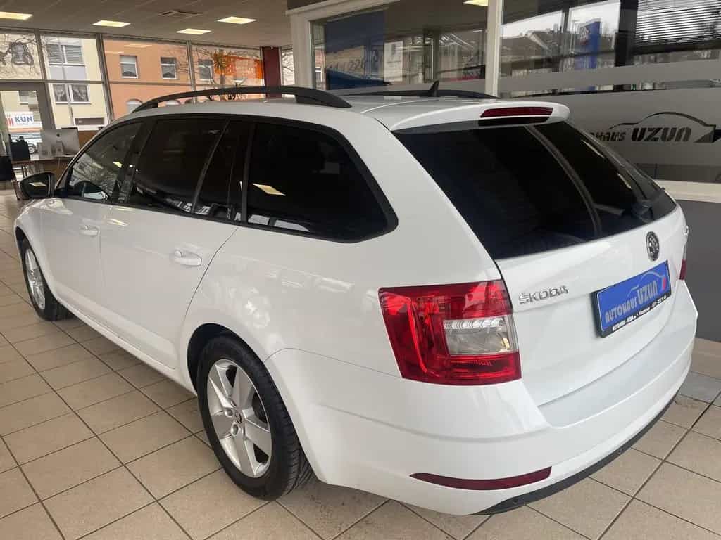 Skoda Octavia Combi 2.0 TFSI Automatik LED 1. Hand PDC 10/2018-photo-7