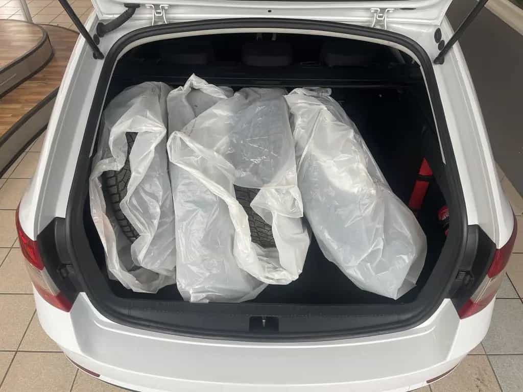 Skoda Octavia Combi 2.0 TFSI Automatik LED 1. Hand PDC 10/2018-photo-8