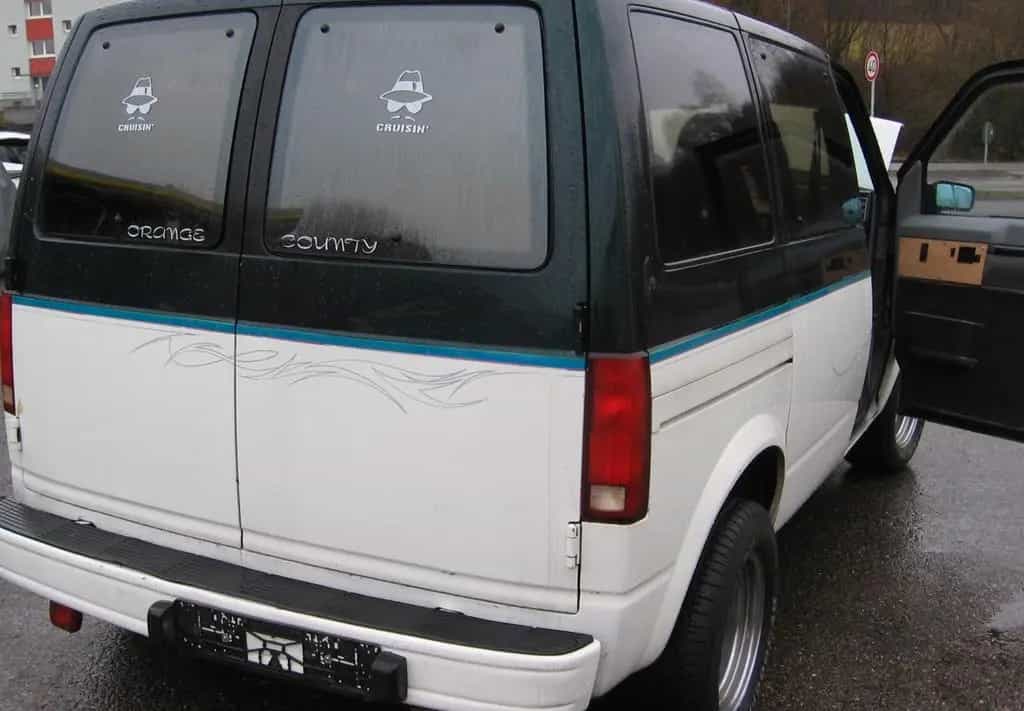 Chevrolet Astro Shorty Tüv Au neu 07/1988-photo-11