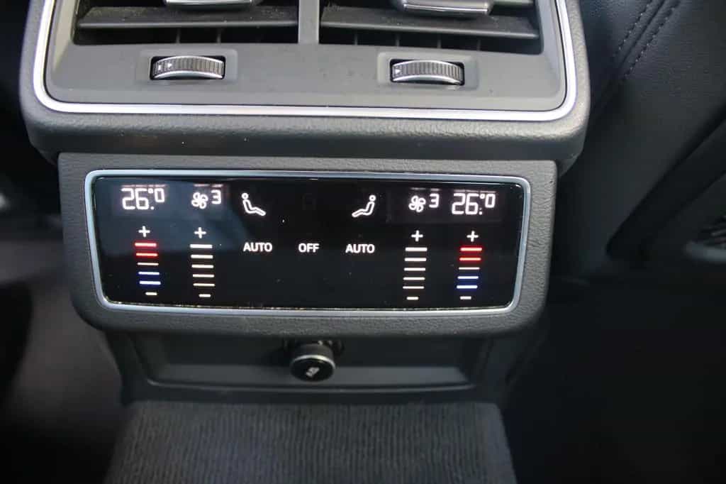 Audi A6 Lim. 45 TFSI ACC Plus/Standheizung/DigitalTac 10/2020-photo-16