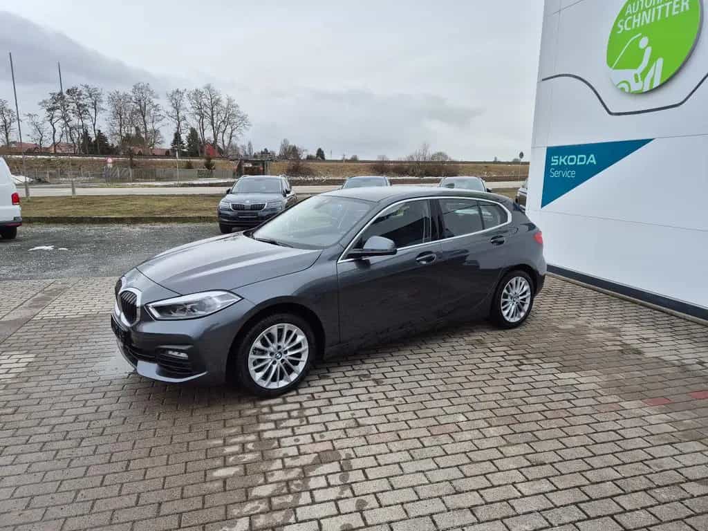 BMW 1 Series 116 1 Limousine 116 i Advantage Automatik Einpar 05/2021-photo-1