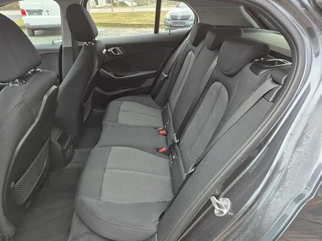BMW 1 Series 116 1 Limousine 116 i Advantage Automatik Einpar 05/2021-photo-11