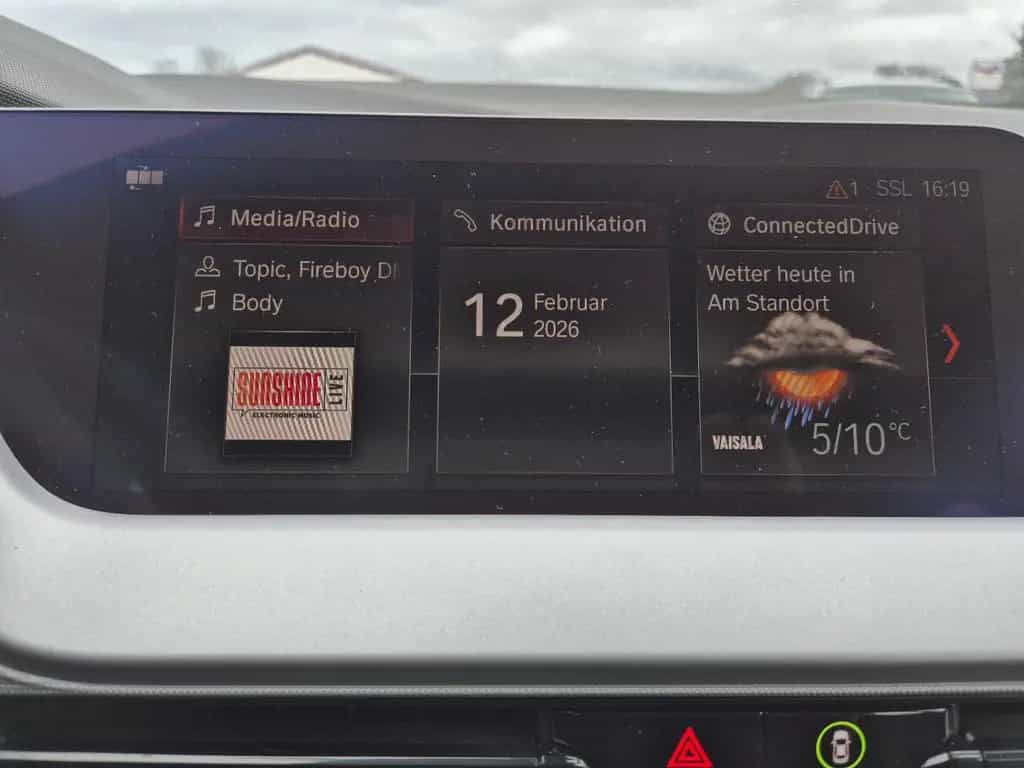 BMW 1 Series 116 1 Limousine 116 i Advantage Automatik Einpar 05/2021-photo-21