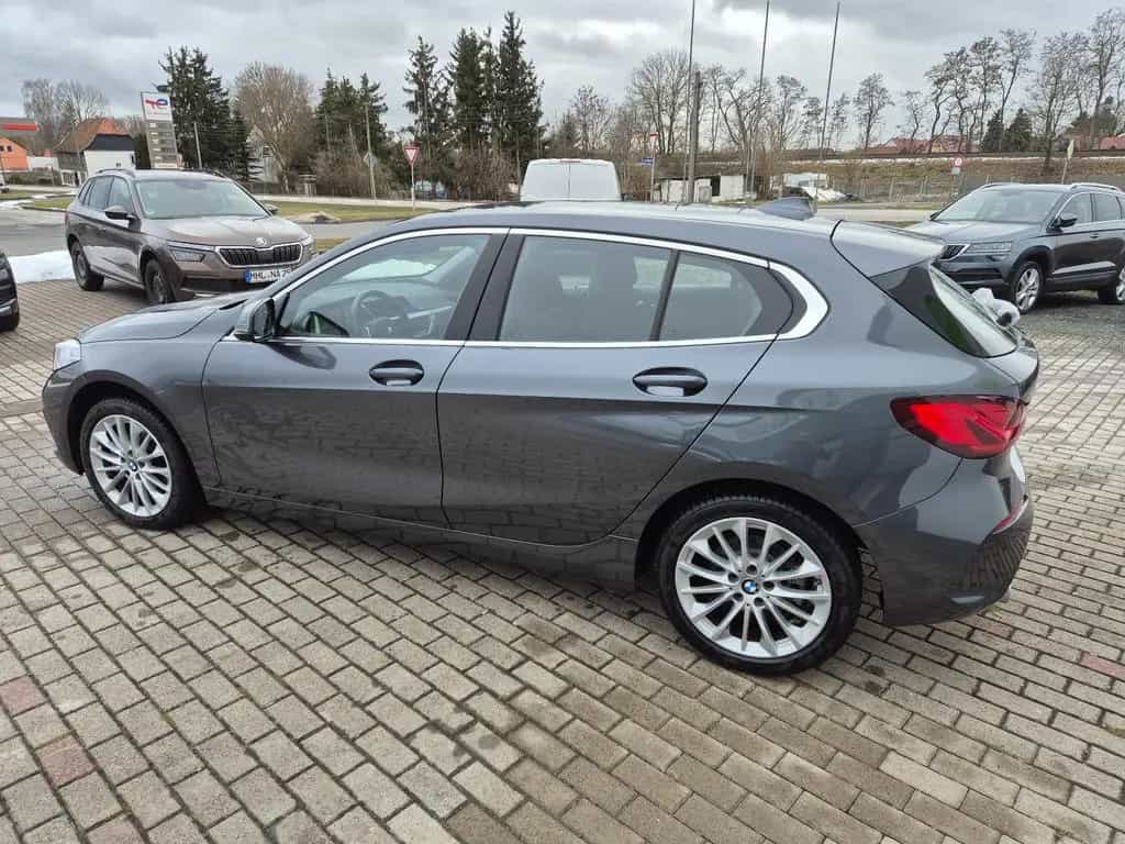 BMW 1 Series 116 1 Limousine 116 i Advantage Automatik Einpar 05/2021-photo-3