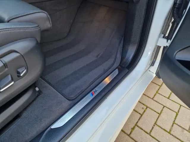 BMW X6 *AHK 3500 kg*Standheiz*20 Zoll*M-Sport*HUD*LE 09/2017-photo-31