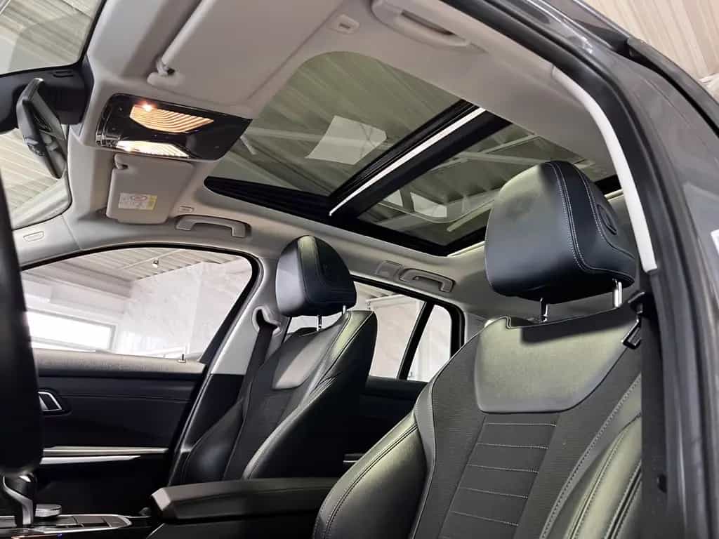 BMW 320 d Sport Line| ACC | PANO | KAMERA | AMBIENTE 02/2021-photo-14