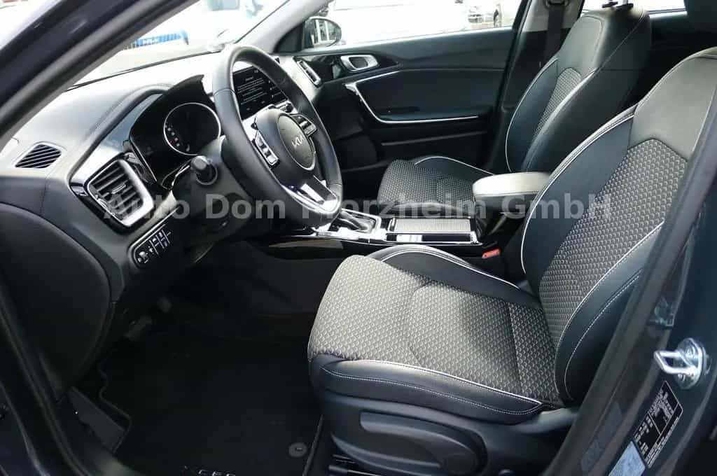 Kia XCeed 1.5 T-GDI DCT Vision + Komfort-Paket/NAVI 07/2025-photo-11