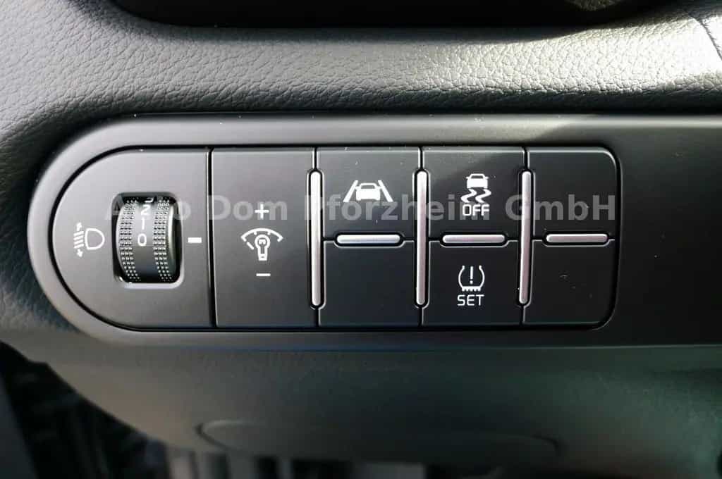 Kia XCeed 1.5 T-GDI DCT Vision + Komfort-Paket/NAVI 07/2025-photo-13