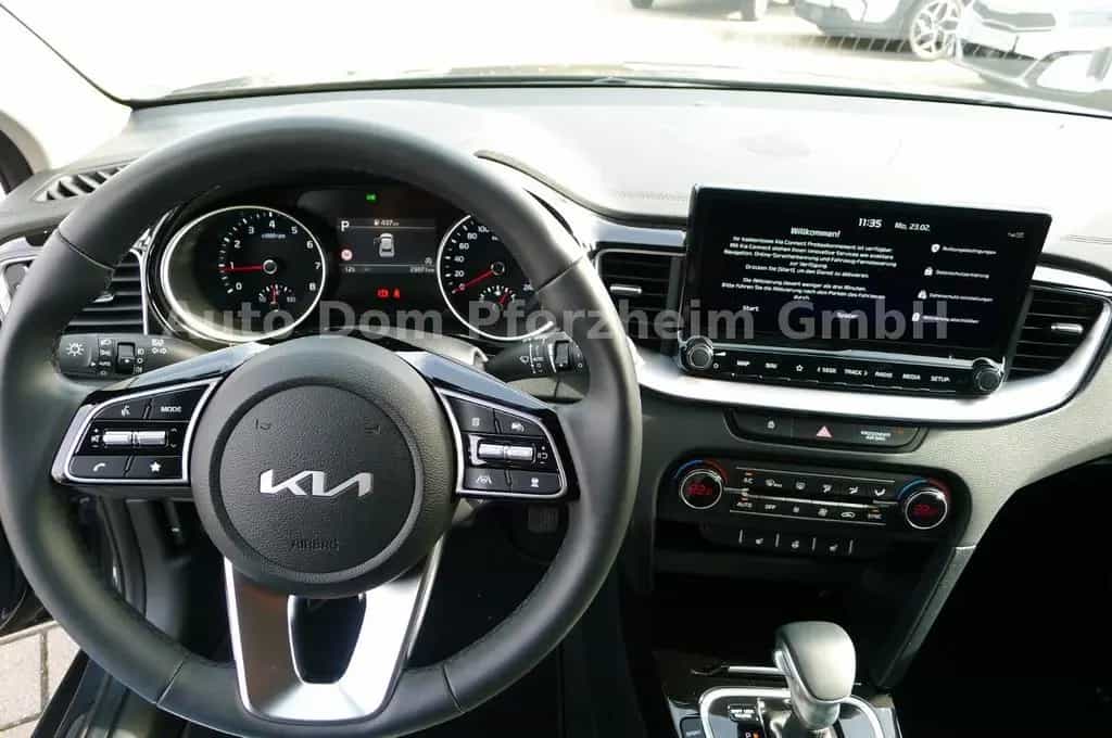 Kia XCeed 1.5 T-GDI DCT Vision + Komfort-Paket/NAVI 07/2025-photo-14