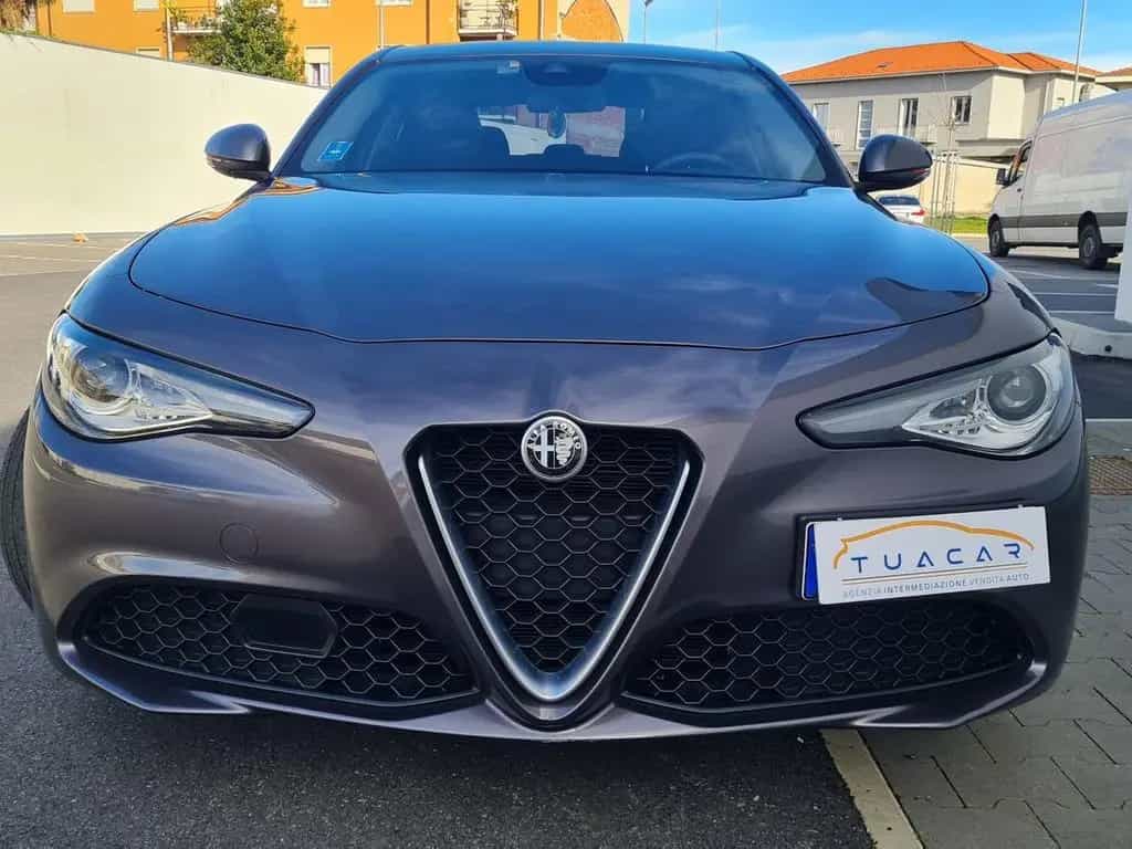 Alfa Romeo Giulia 2.2 Business #8718 02/2020-photo-1