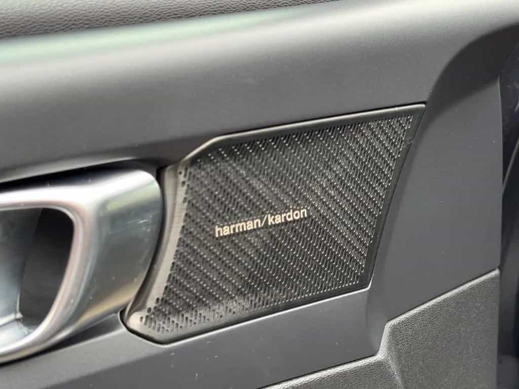 Volvo XC40 R Design 2WD PilotAssist/H&K/ 05/2022-photo-10