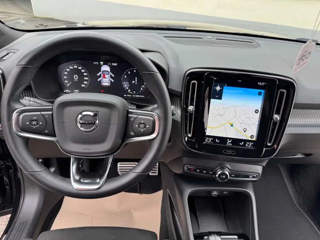 Volvo XC40 R Design 2WD PilotAssist/H&K/ 05/2022-photo-19