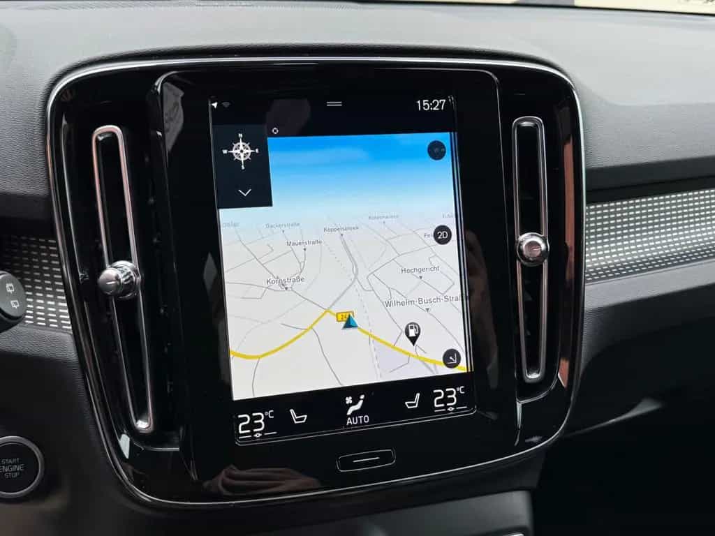 Volvo XC40 R Design 2WD PilotAssist/H&K/ 05/2022-photo-24