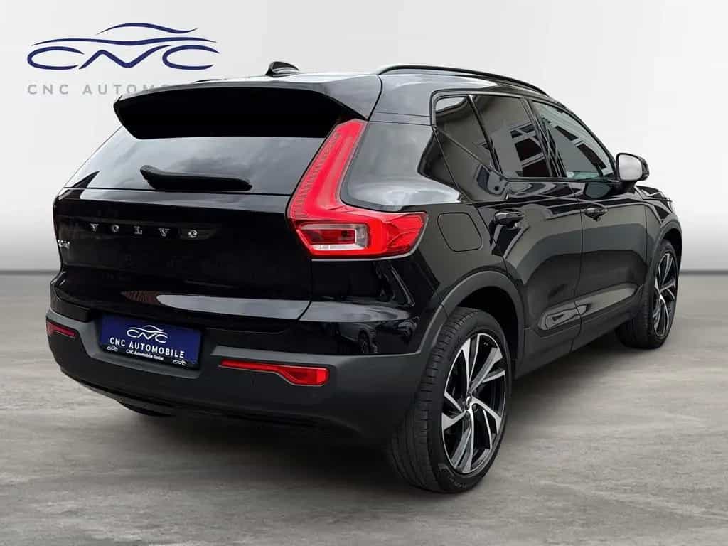 Volvo XC40 R Design 2WD PilotAssist/H&K/ 05/2022-photo-3