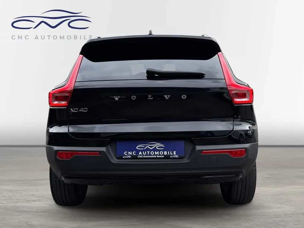 Volvo XC40 R Design 2WD PilotAssist/H&K/ 05/2022-photo-4