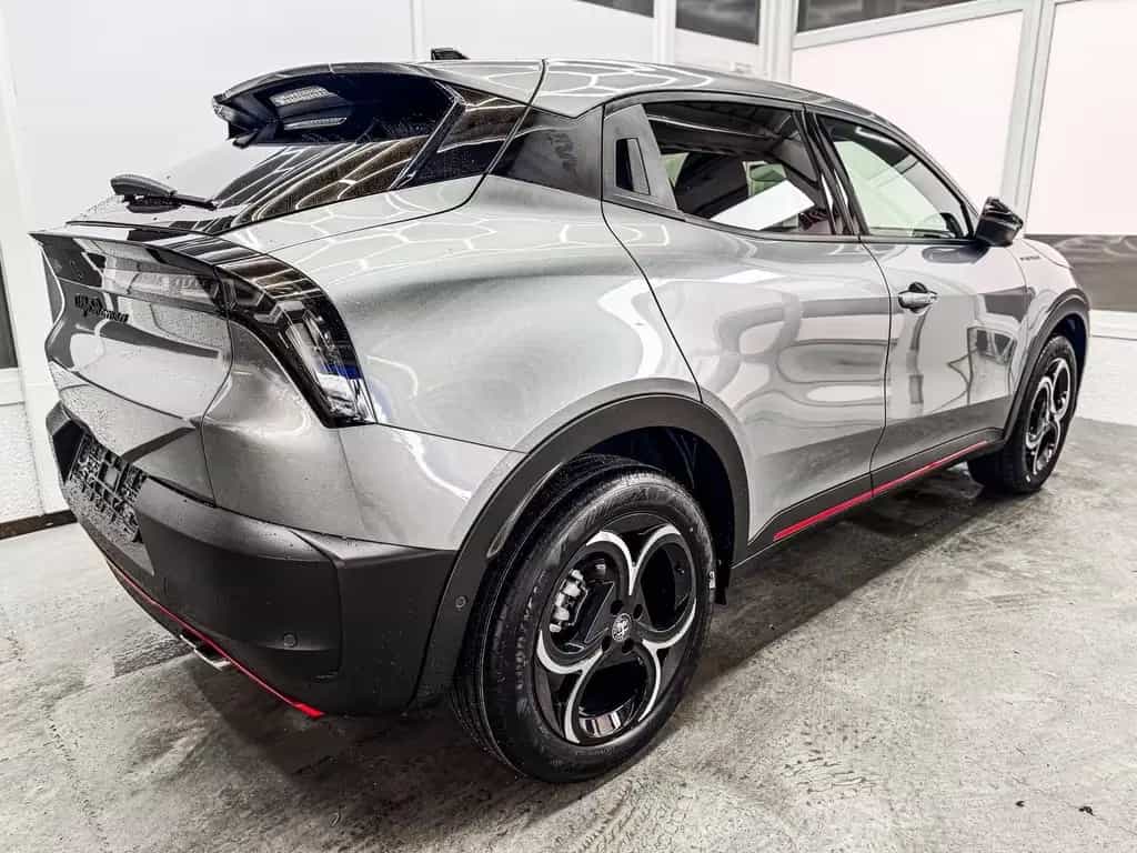 Alfa Romeo Junior SPECIALE IBRIDA MATRIX ACC KEYLESS NAV... 01/2026-photo-3