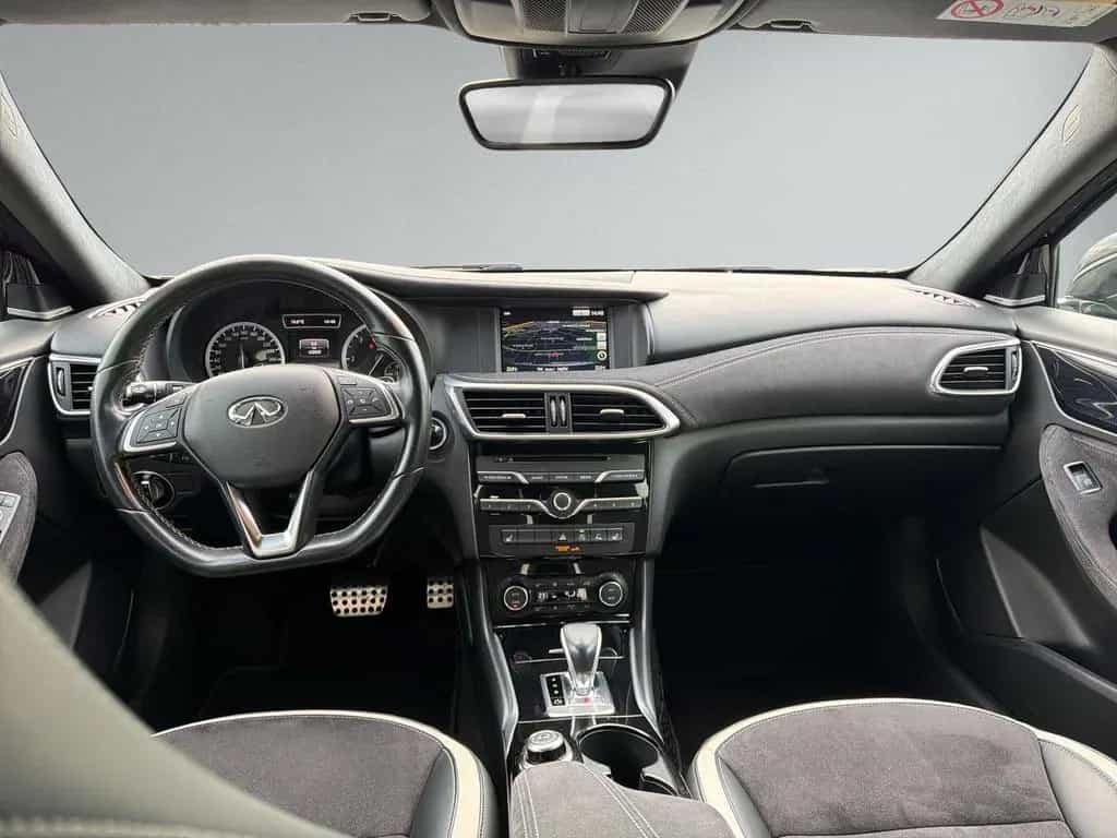 Infiniti Q30 S 2.2 d AWD Premium LED NAVI 04/2016-photo-13