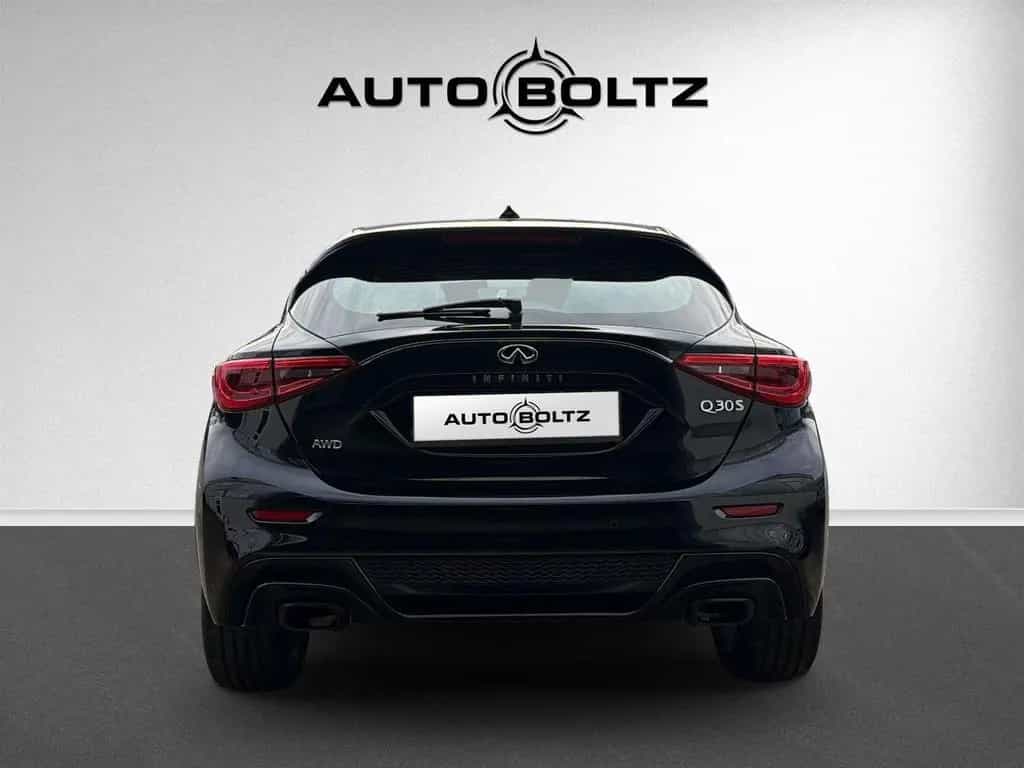 Infiniti Q30 S 2.2 d AWD Premium LED NAVI 04/2016-photo-5