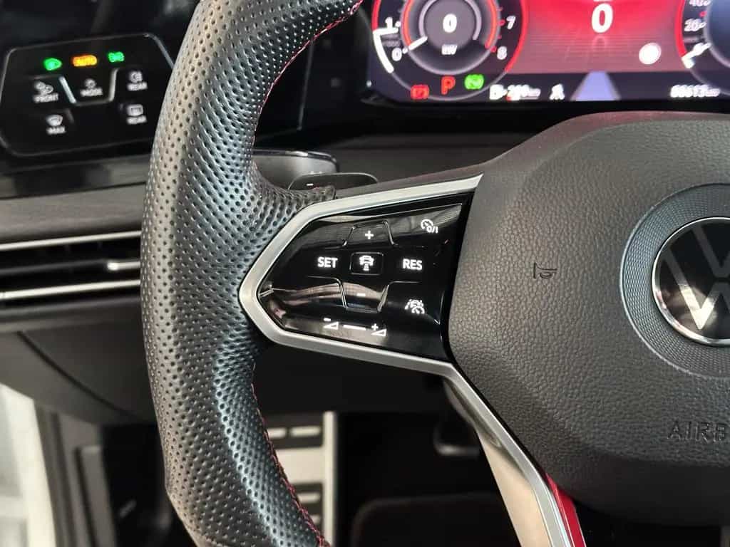 Volkswagen Golf GTI Clubsport*DCC*LED*ACC*SHZ*Navi*PDCv+h 06/2021-photo-13