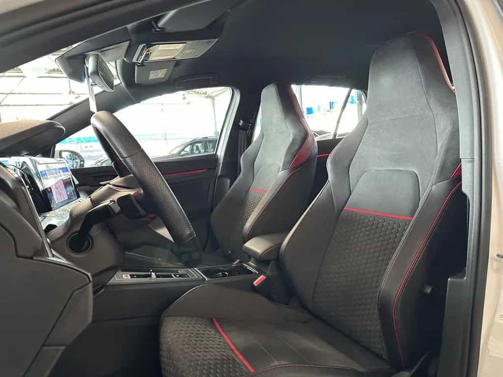 Volkswagen Golf GTI Clubsport*DCC*LED*ACC*SHZ*Navi*PDCv+h 06/2021-photo-8
