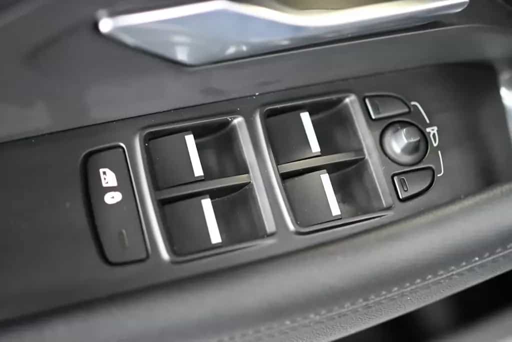 Jaguar E-Pace D200 AWD LED CarPlay Android 19" 11/2021-photo-25